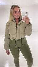 Load image into Gallery viewer, Khaki cropped puffer coat
